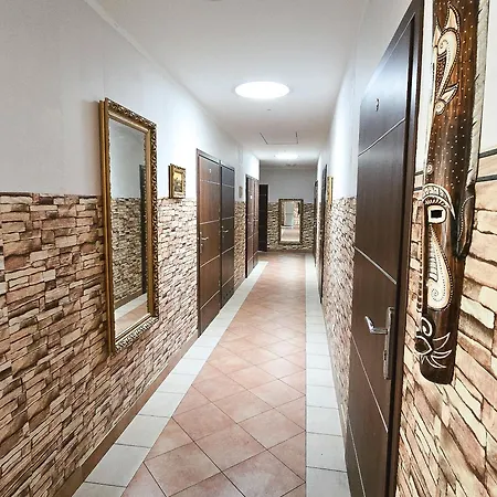 Li-mar Bed & Breakfast 3*